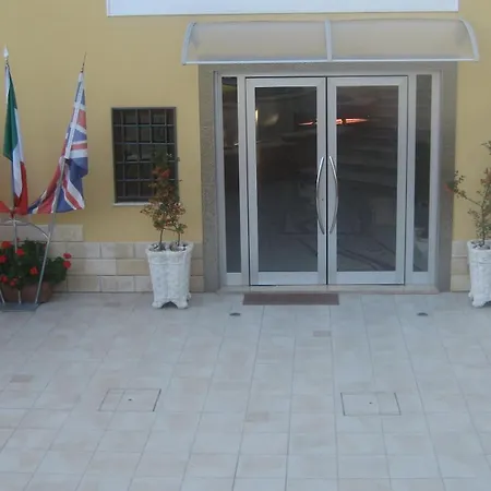 Hotel Ginevra 3*